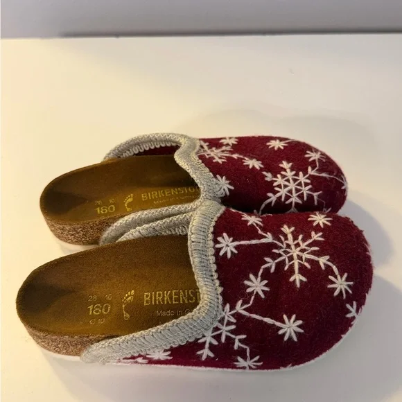 Birkenstock Kids Slippers in Burgundy and Beige - Picture 3 of 3
